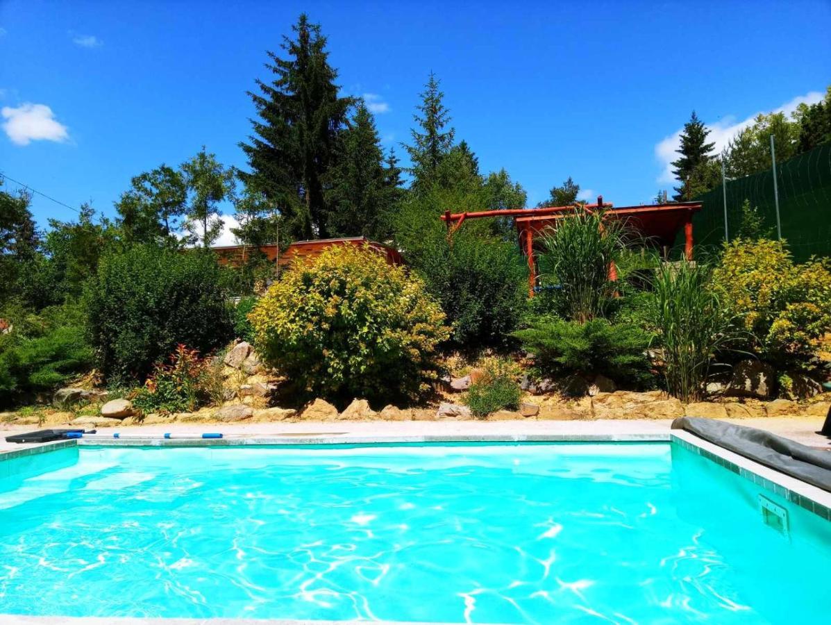הוילה Salgótarján Mountain House מראה חיצוני תמונה